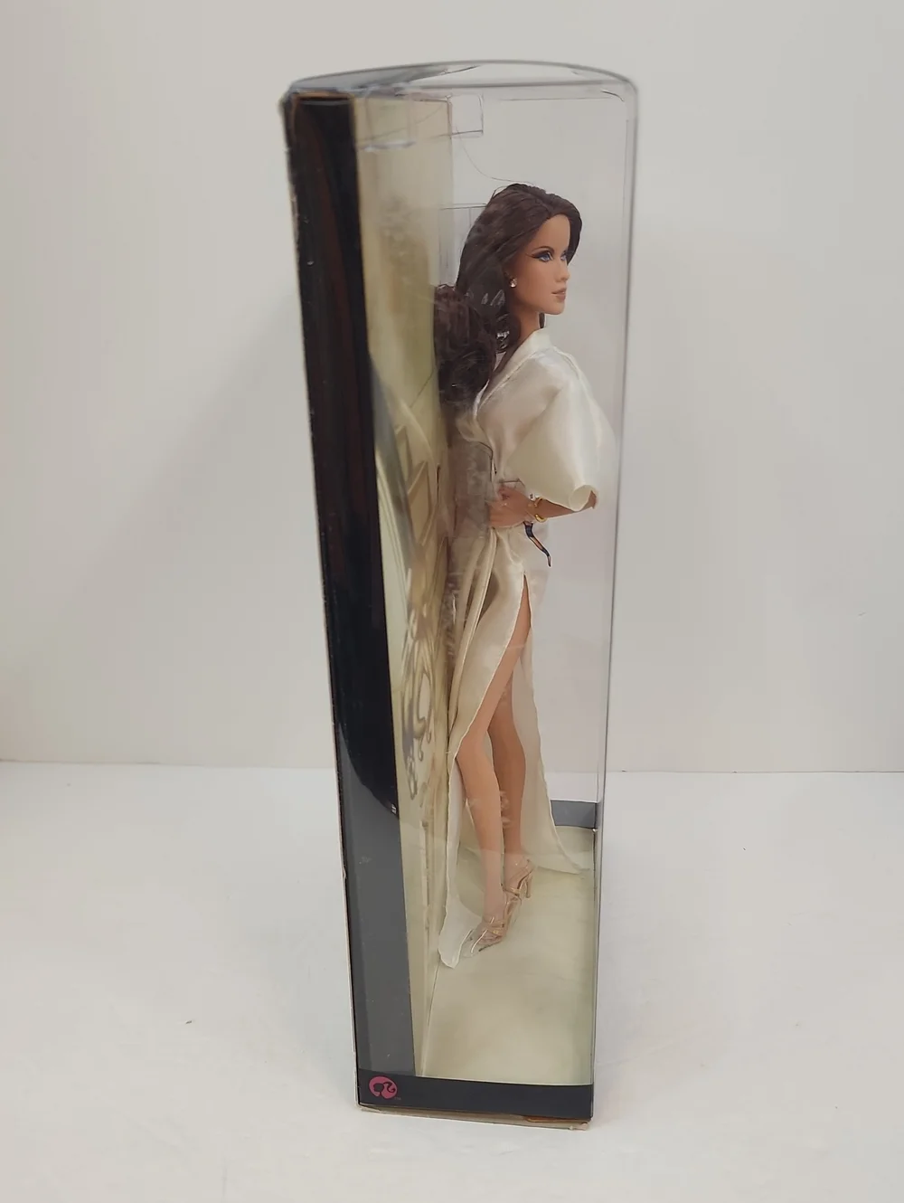 Barbie As Octopussy James Bond 007 Black Label Doll Mattel 2010 NRFB